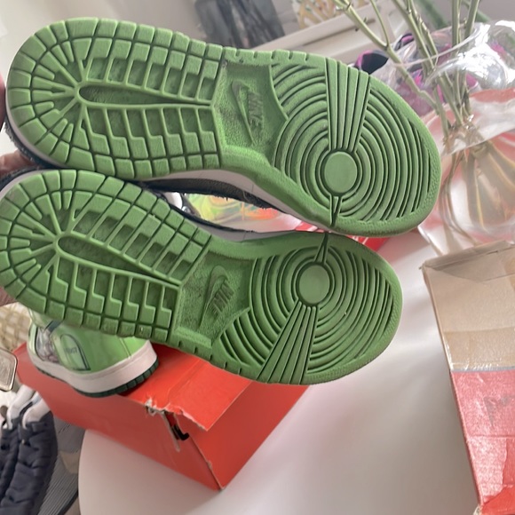 2004 Nike Dunk ‘Incredible Hulk’ Size 6Y (7.5W) - Picture 7 of 10